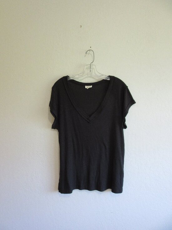 POL Tops - POL Black V-Neck S Pullover Short Sleeve Casual Blouse Top